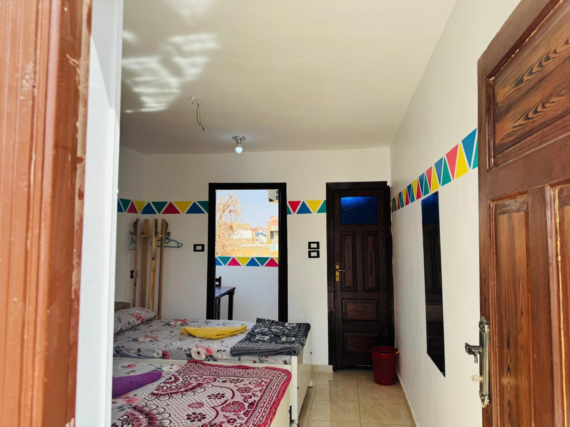 Seko Kato Nile View Hostel Aswan Exterior photo