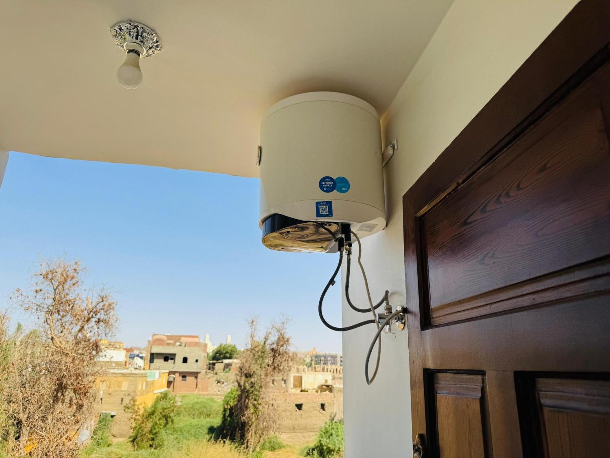 Seko Kato Nile View Hostel Aswan Exterior photo